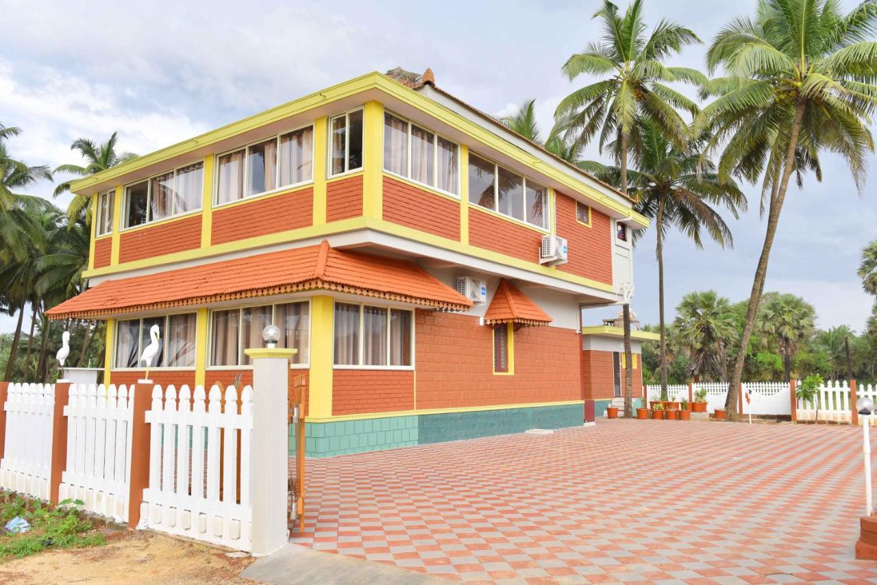 Glucklich Beach Cottages Kundapura Exterior foto